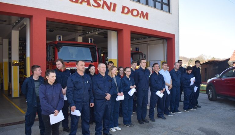 26-oro-novih-vatrogaskinja-i-vatrogasaca-33