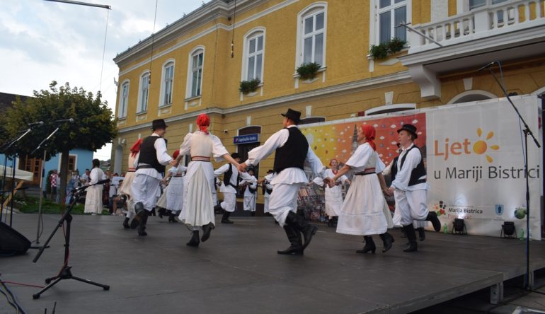 31.-susreti-folklora-u-Mariji-Bistrici-01