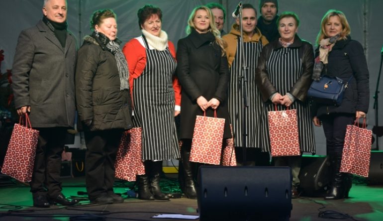 Advent-u-MB-2312201707