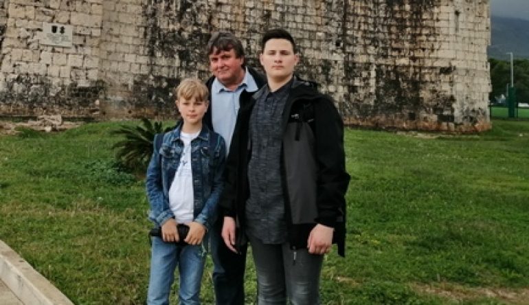 Benjamin-Gorscak-10.-a-Lovro-Klancir-5.-na-drzavnom-natjecanju-iz-geografije-1