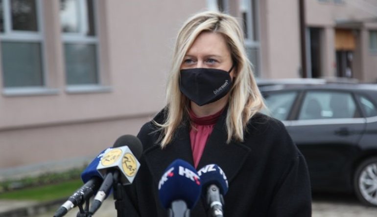 Bluesun-hotel-Kaj-primio-potresom-pogodene-zitelje-Sisacko-–-moslavacke-zupanije1