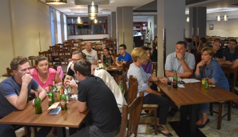 Cak-15-ekipa-na-1.-Bistrickom-kvizu6