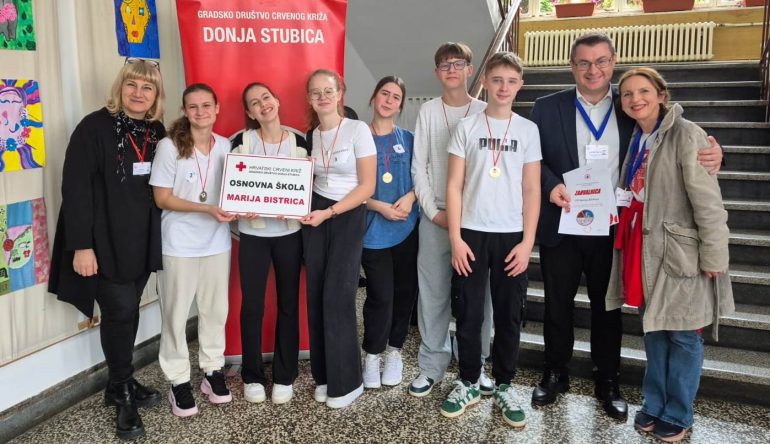 Ekipa-OS-Marija-Bistrica-pobijedila-na-gradskom-opcinskom-natjecanju-mladih-Hrvatskog-Crvenog-kriza-4