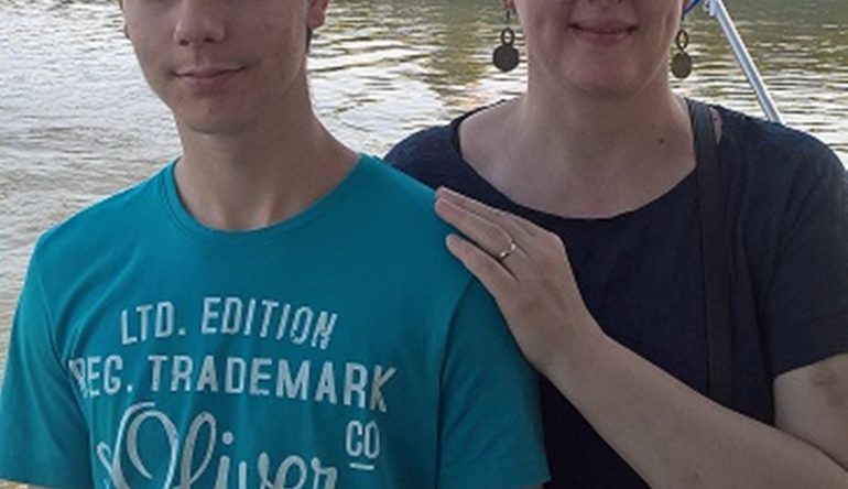 CREATOR: gd-jpeg v1.0 (using IJG JPEG v80), quality = 100