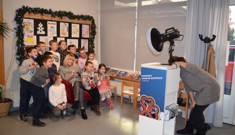 Izlozba-i-fotografiranje-u-Opcinskoj-knjiznici-i-citaonici-Marija-Bistrica6