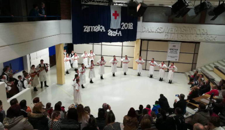 KUD-Lovro-Jezek-i-KUD-Laz-na-djecjoj-smotri-1