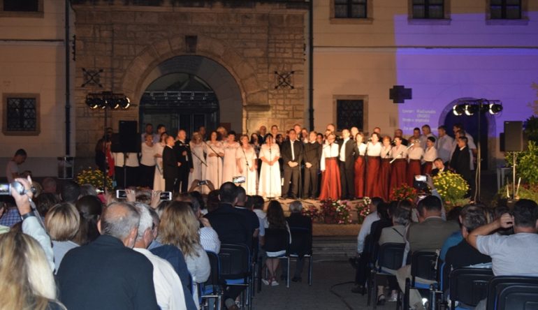 Klapa-Bistrica-organizirala-6.-susret-klapa-u-Mariji-Bistrici16