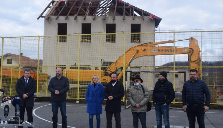 Laz-Bistricki-dobit-ce-podrucnu-skolu-po-svim-novim-pedagoskim-standardima04