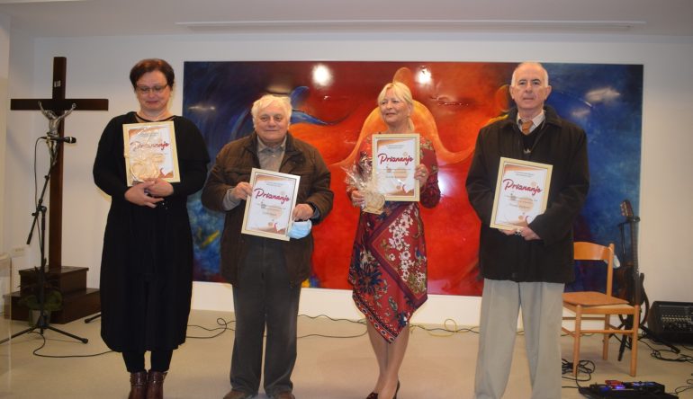 Odrzana-zavrsnica-23.-Recitala-Josip-Ozimec10