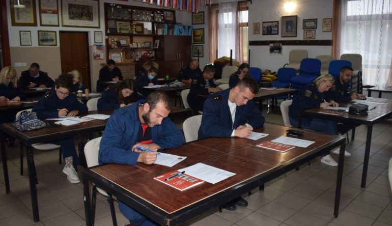 Osposobljeni-novi-voditelji-vatrogasne-mladezi-4