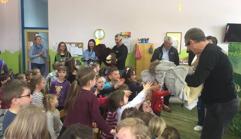 Slon-bonton-u-DV-Puslek05