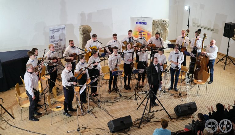 Tamburasi-KUD-a-Lovro-Jezek-osvojili-vrijednu-nagradu-3