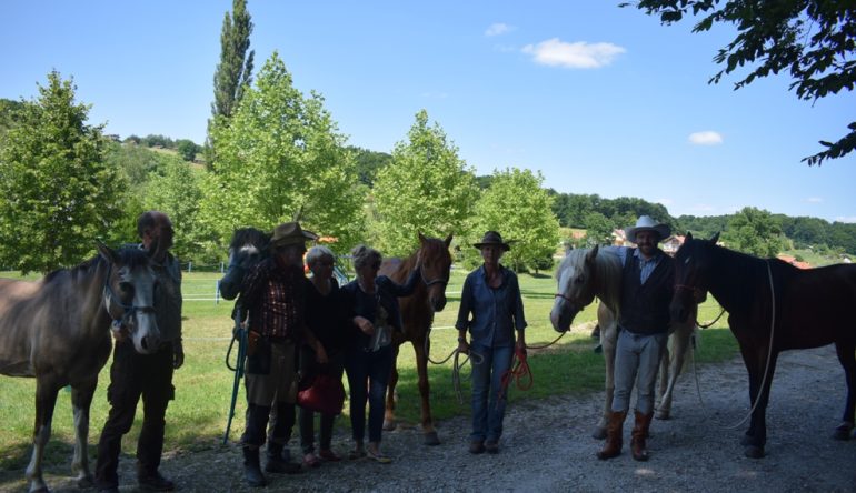 U-Mariji-Bistrici-jahaci-na-putu-od-Atene-do-Kassela-4