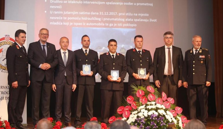 U-subotu-u-Mariji-Bistrici-svecana-sjednica-Skupstine-HVZ-a