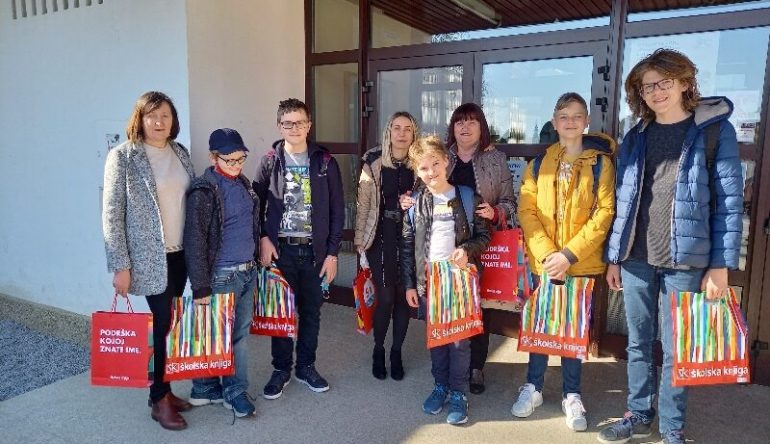 Ucenici-OS-MB-odlicni-na-natjecanju-iz-matematike-2-e1648220260402