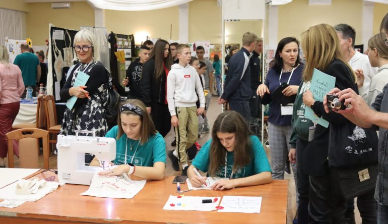 Ucenicka-zadruga-OS-Marija-Bistrica-Srceke-na-34.-smotri-ucenickih-zadruga-RH6