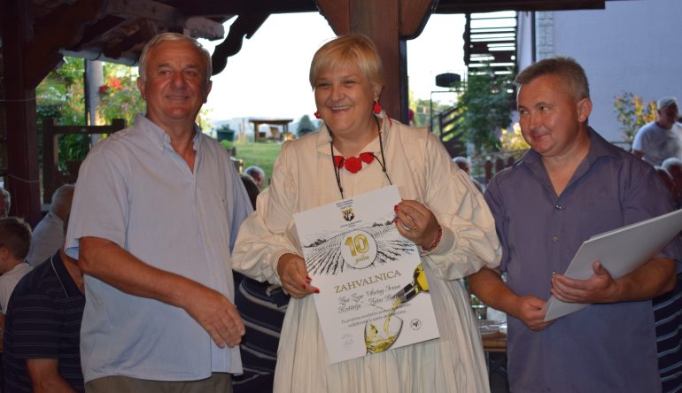 Udruga-vinogradara-vinara-i-podrumara-Vinski-Vrh-proslavila-Dan-udruge08