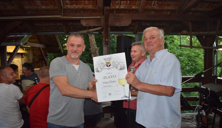 Udruga-vinogradara-vinara-i-podrumara-Vinski-Vrh-proslavila-Dan-udruge17