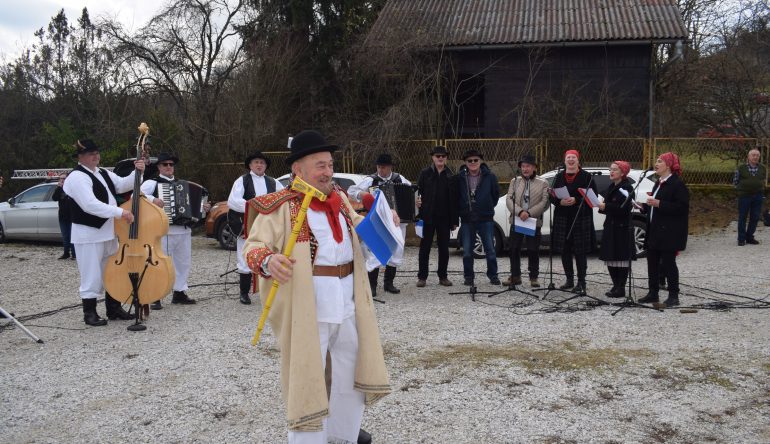 ????????????????????????????????????