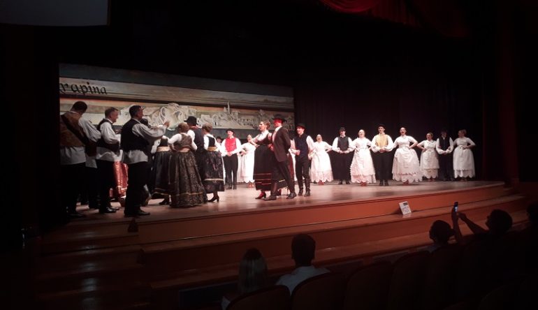 Zagrebacki-folklorni-ansambl-Doktor-Ivan-Ivancan-u-Krapini